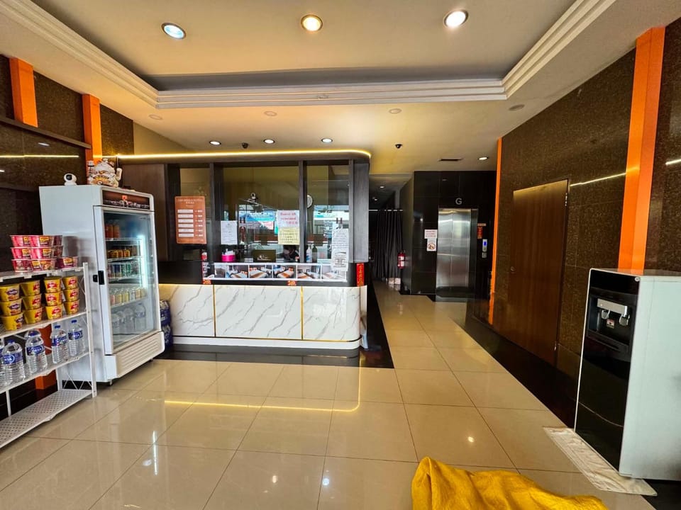 Living room, Lobby or reception, minibar