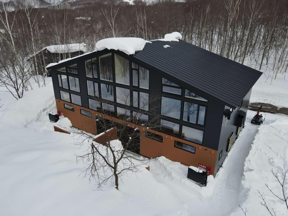 Property building, Winter
