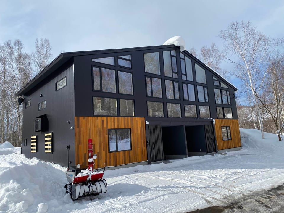 Property building, Winter