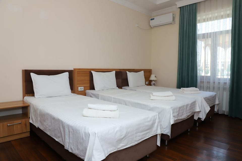 Hotel SUZUK-OTA Inn in Europe