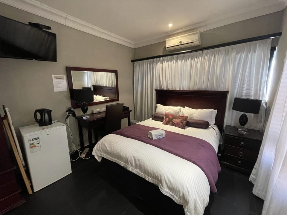 @Grace Guesthouse Bed and Breakfast in North West, South Africa