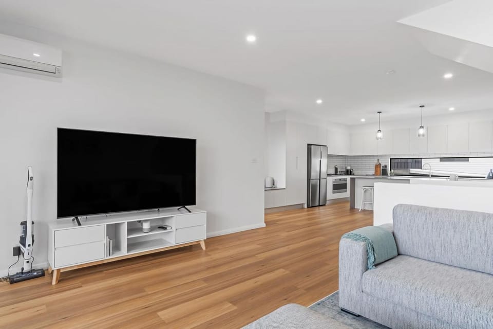 Reflections on The Esplanade House in Lake Macquarie