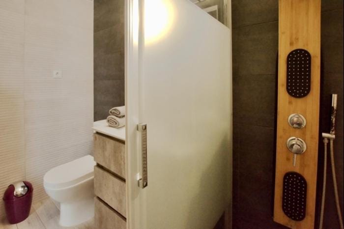 near the port, wide, confortable, WI-FI, terrace, aircon Apartment in Morro Jable