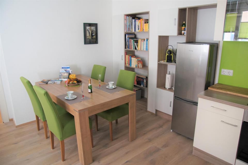 Elli, Appartement inklusive kostenfreiem Eintritt in die Alpentherme Apartment in Bad Hofgastein