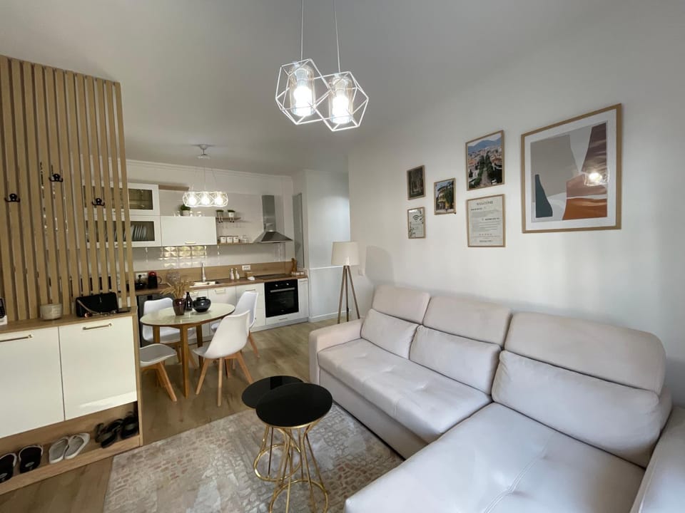 Kitchen or kitchenette, Living room, Seating area, Dining area, dishwasher, minibar, stove