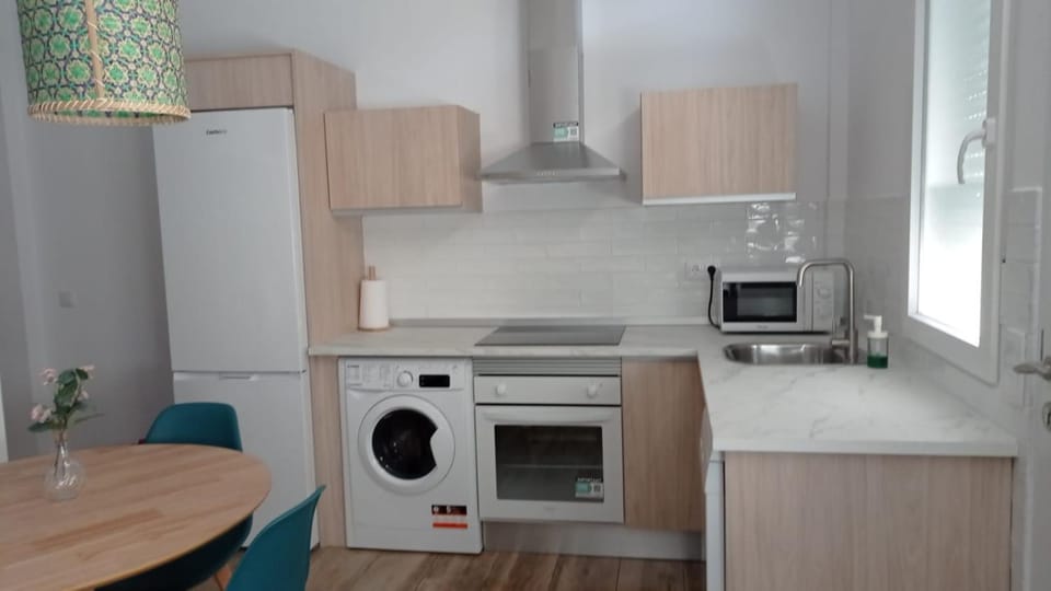 Kitchen or kitchenette, pet friendly, washing machine