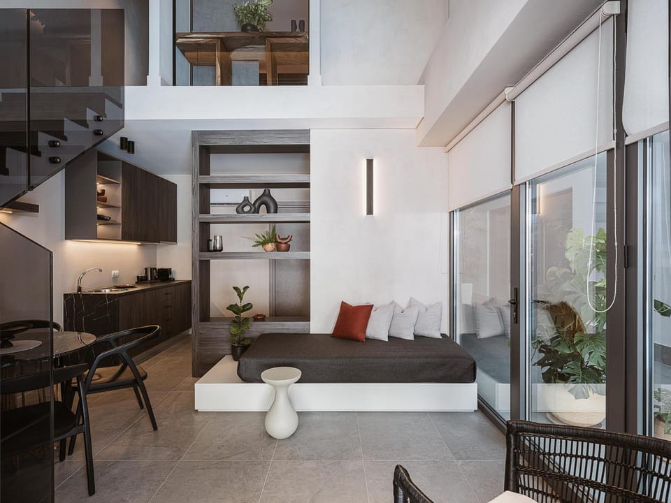 Kitchen or kitchenette, Living room, Seating area