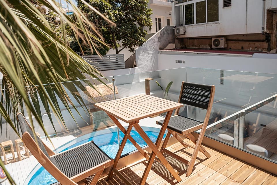 Patio, Day, View (from property/room), Balcony/Terrace, sunbed