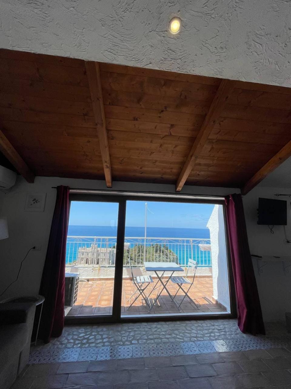 Lady White Bed and Breakfast in Tropea