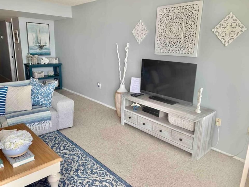 Oceanfront 2BR Condo with Breathtaking Views NSB House in New Smyrna Beach