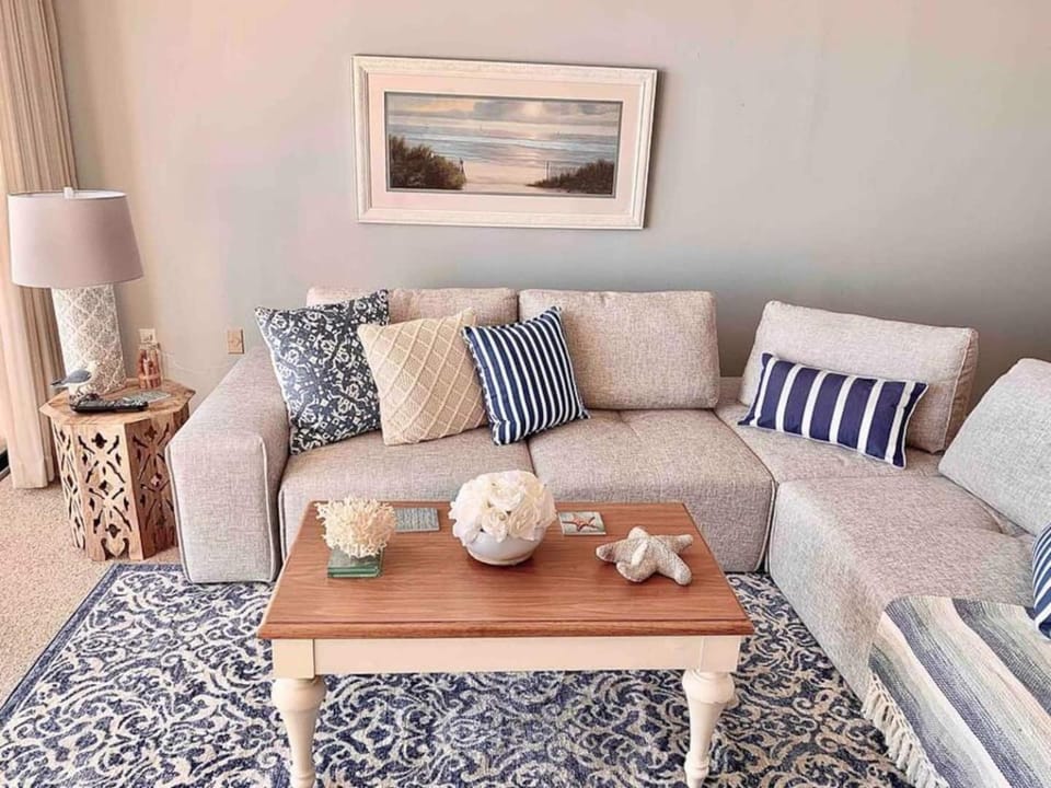 Oceanfront 2BR Condo with Breathtaking Views NSB House in New Smyrna Beach