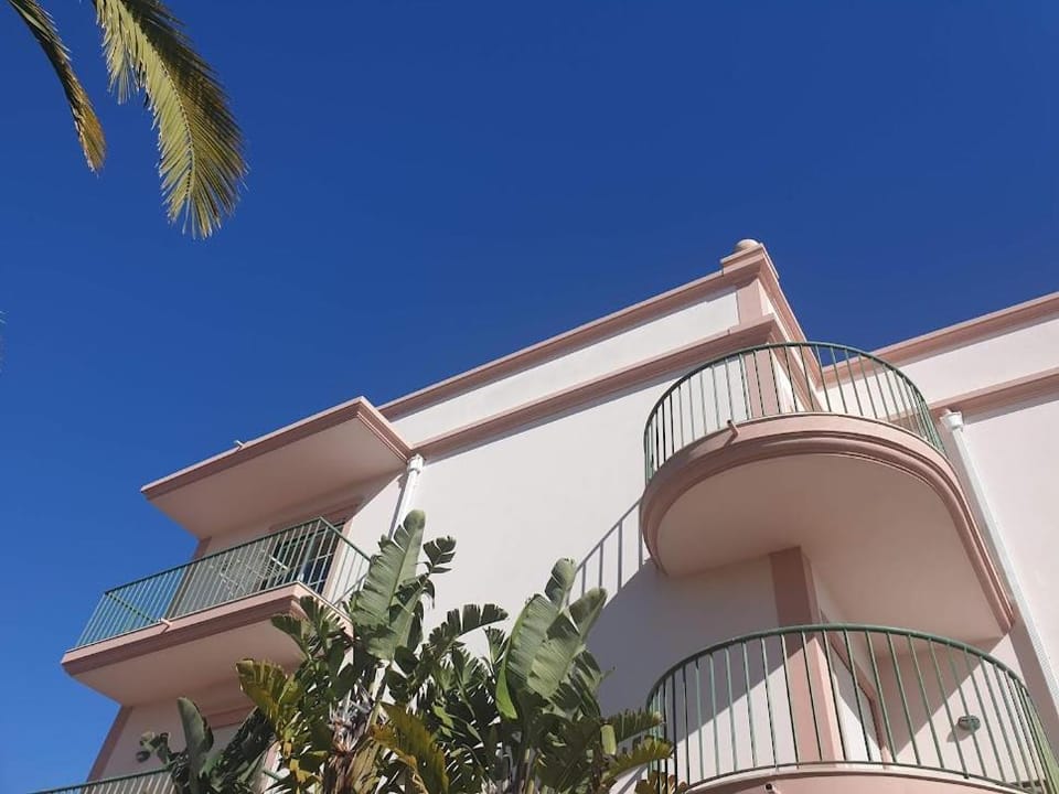 Property building, Balcony/Terrace