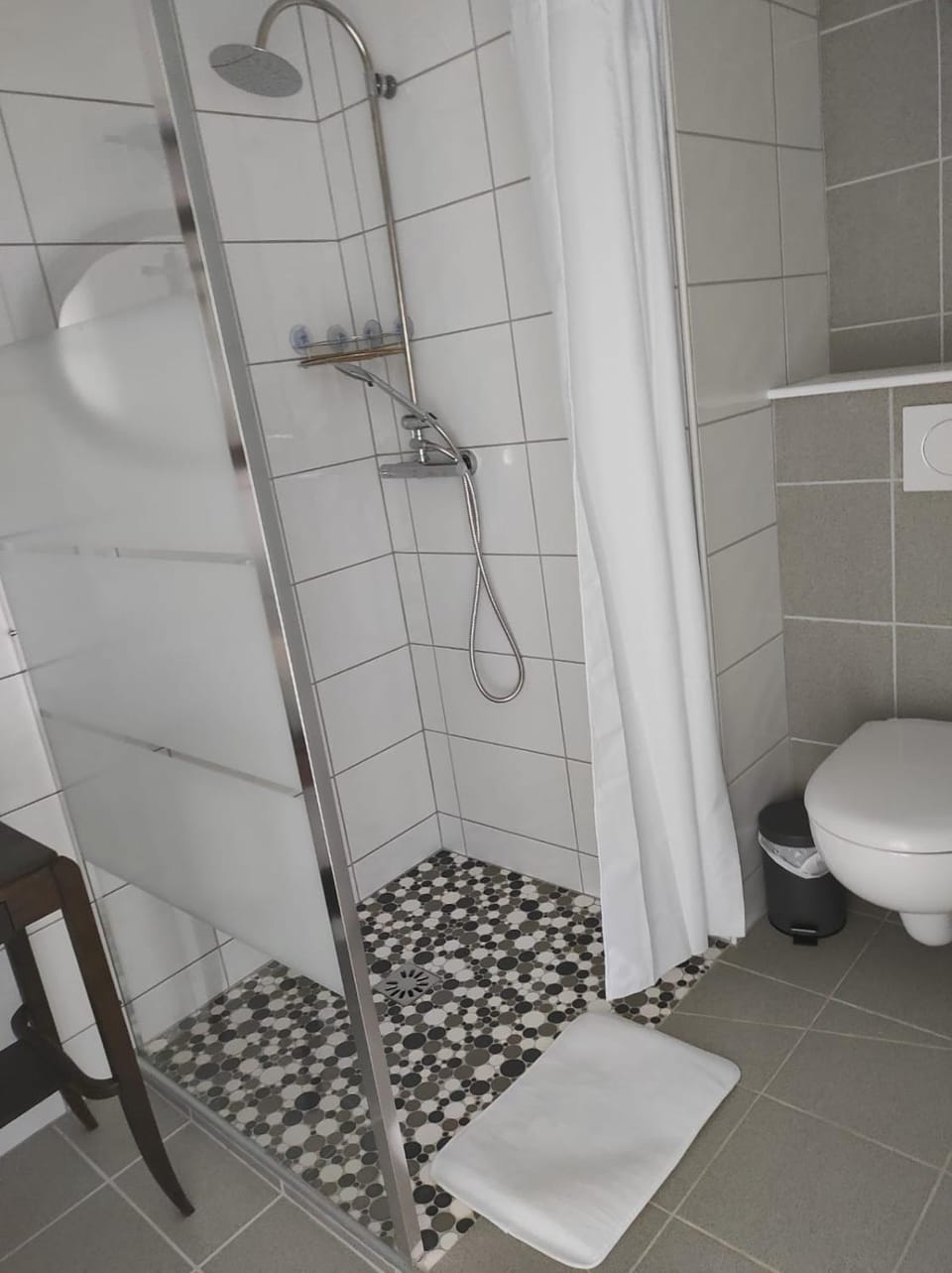 Bathroom, Living room