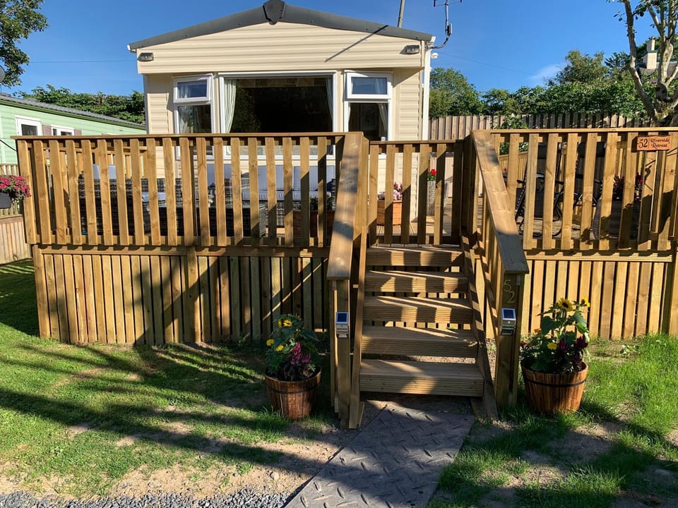 Teviotview Riverside Retreat Campground/ 
RV Resort in Scotland