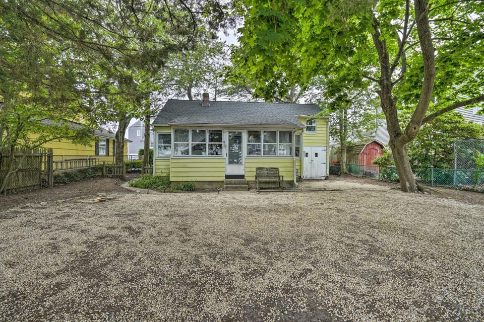 Point Pleasant Abode w/ Lagoon & Boat Dock! House in Point Pleasant