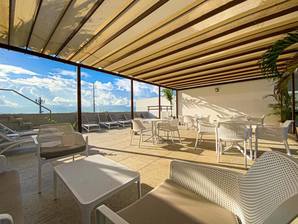 Solarium, Balcony/Terrace