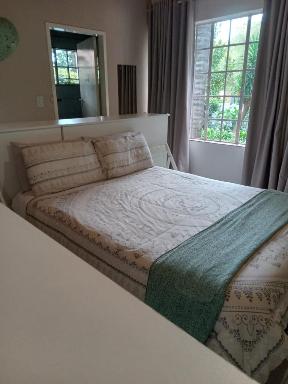 "O Sole Mio" Garden apartment in Bedfordview 12 minutes from OR Tambo International Airport Apartment in Johannesburg