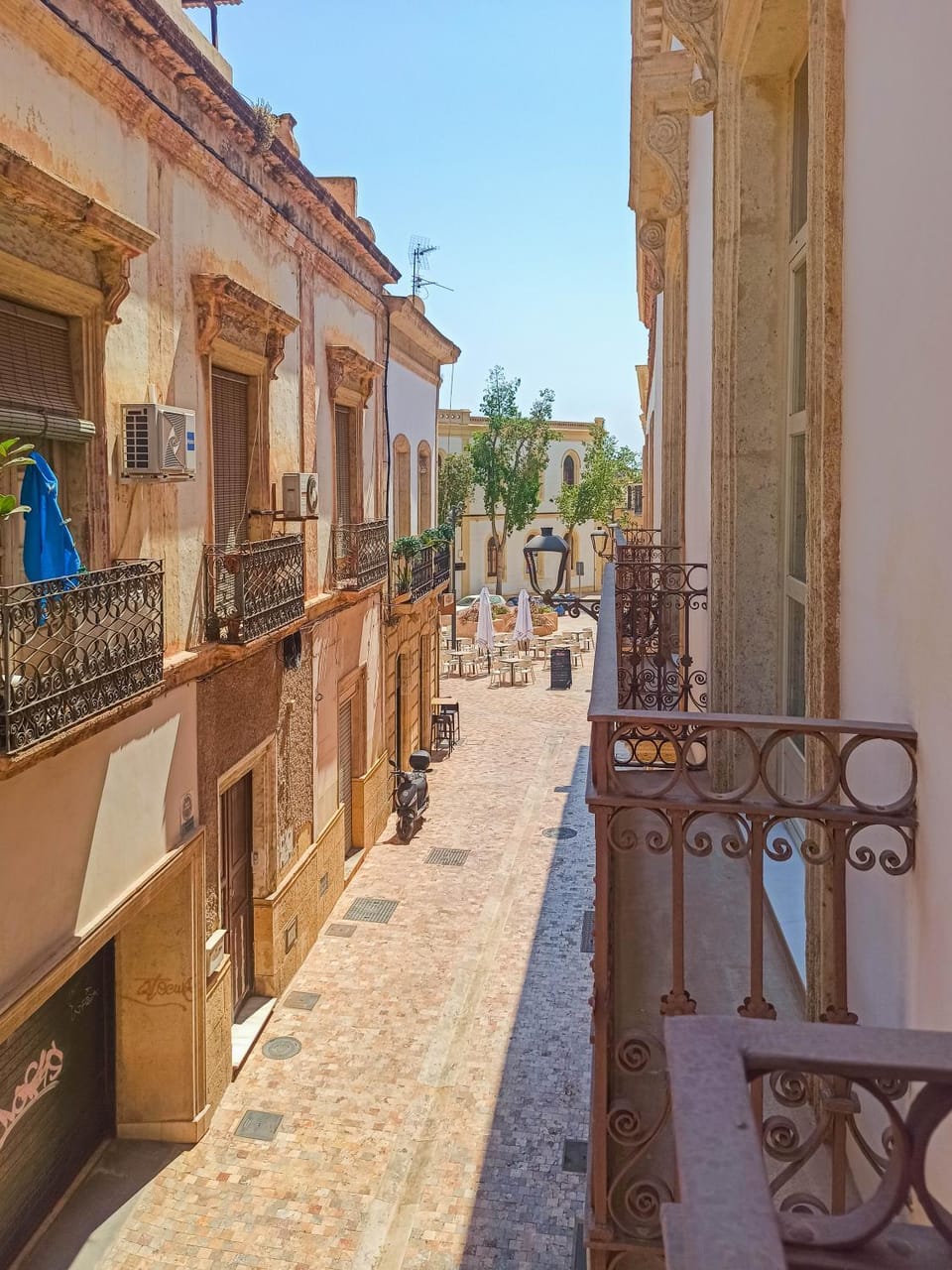 Balcony/Terrace, City view