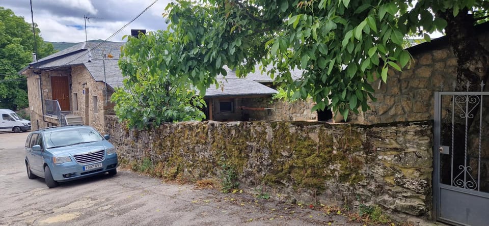 Facade/entrance, BBQ facilities