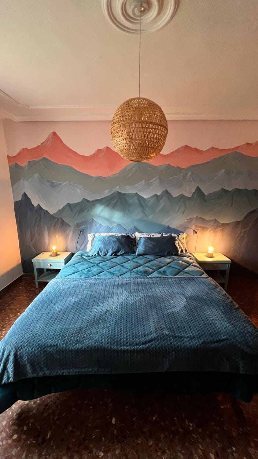 Bed, Photo of the whole room, Bedroom