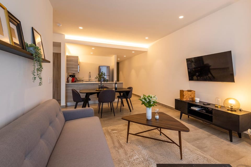 Living room, Dining area