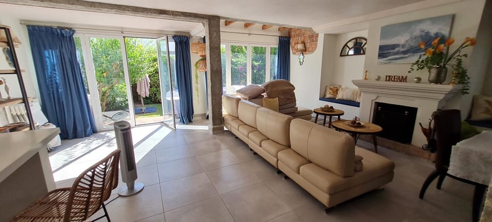 Lounge or bar