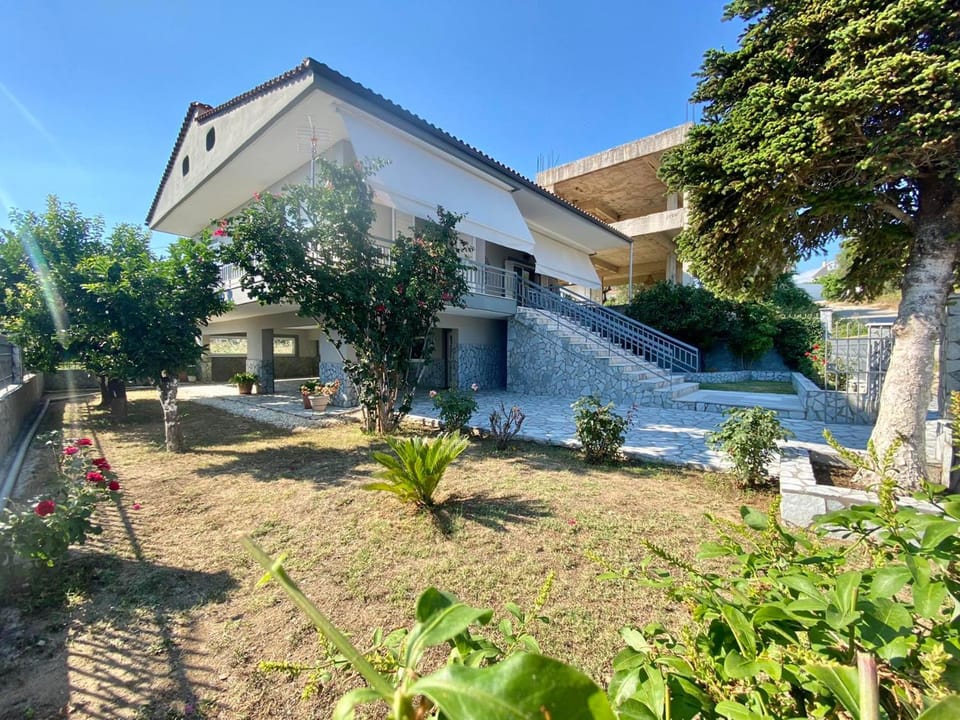 Villa Cleopatra Villa in Peloponnese, Western Greece and the Ionian