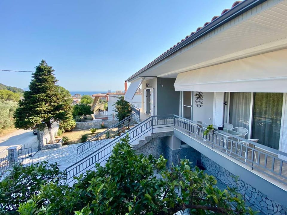 Villa Cleopatra Villa in Peloponnese, Western Greece and the Ionian