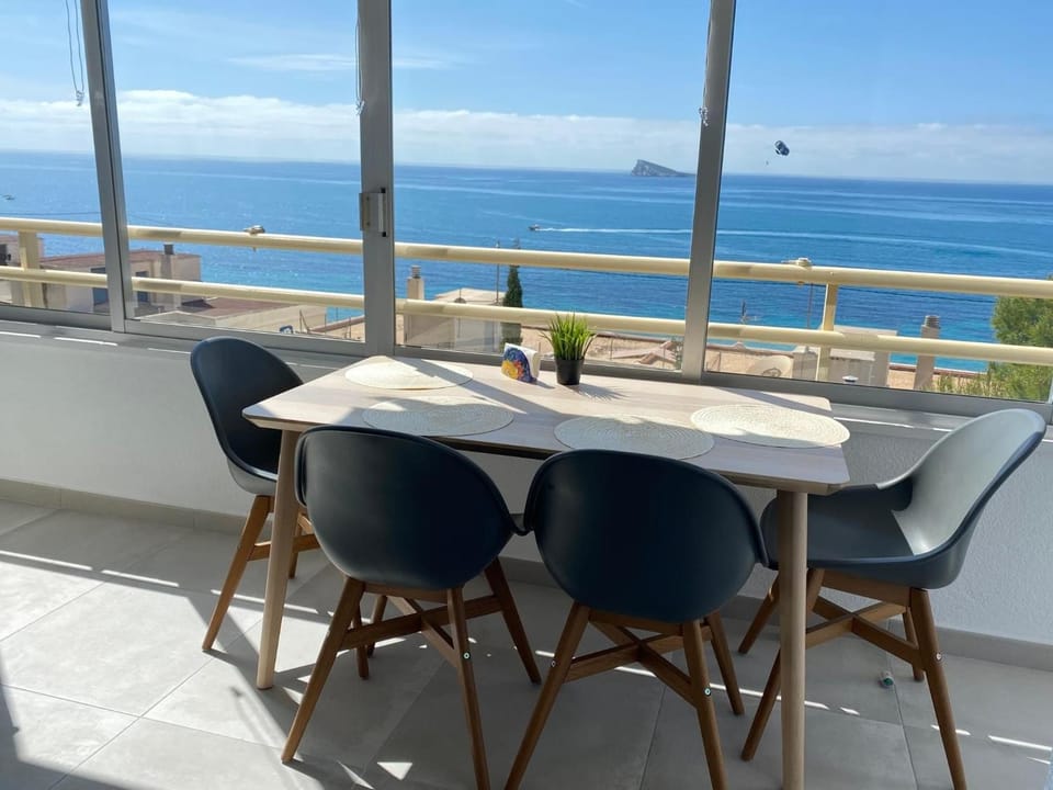 Day, View (from property/room), Balcony/Terrace, Living room, Dining area, Sea view