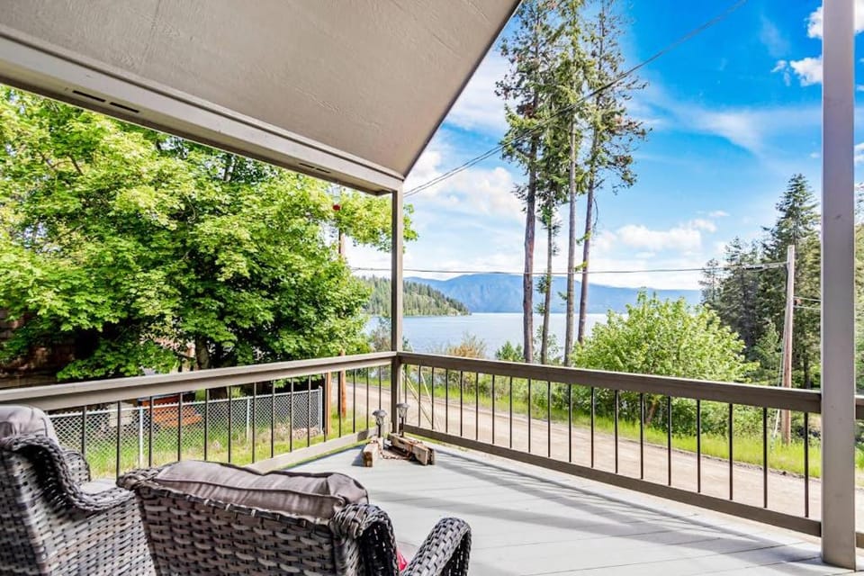Garfield Bay View Home House in Lake Pend Oreille