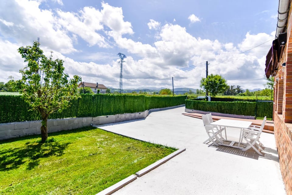 Garden, Balcony/Terrace