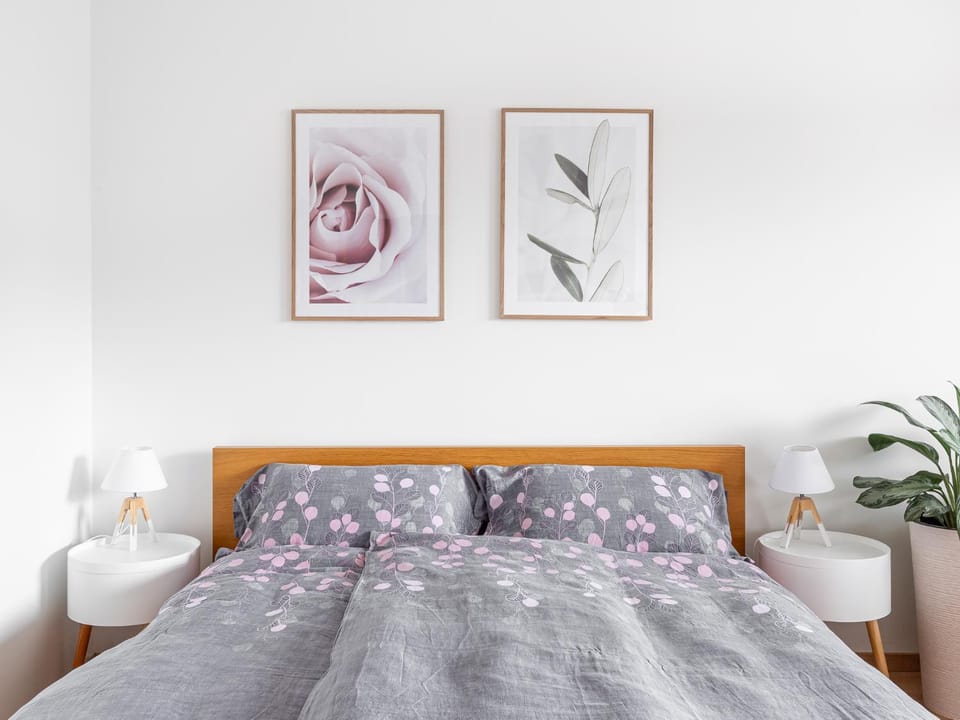 Bed, Bedroom