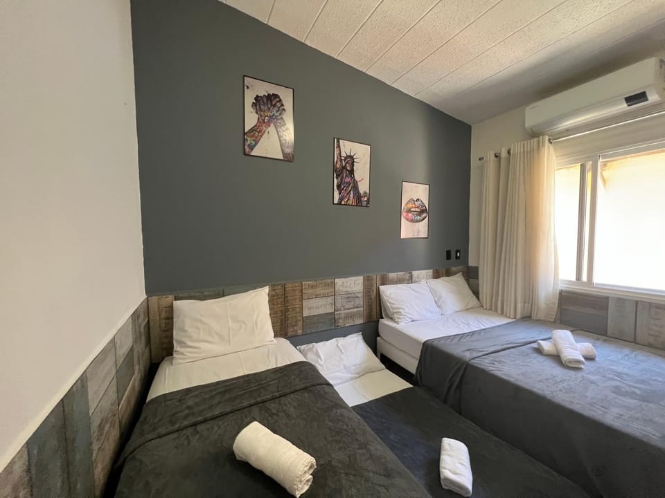 Paraíso PÉ NA AREIA no coração do Litoral Norte - FRENTE MAR - Loft projetado para que você tenha a melhor experiência em hospedagem - condomínio mais procurado da Estrada do Côco - Varanda com vista espetacular para o mar - lazer e TRANQUILIDADE Apartment in Arembepe