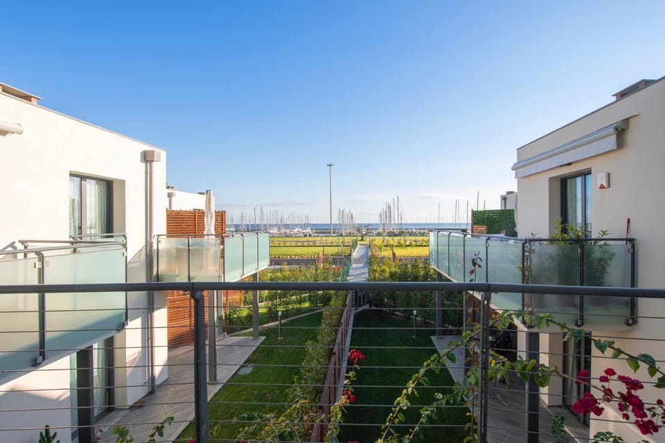 Property building, Facade/entrance, Bird's eye view, Garden, View (from property/room), Garden view, Landmark view, Sea view, Inner courtyard view