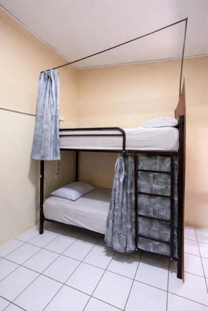 Huitzilin Hostal Bed and Breakfast in Brisas de Zicatela