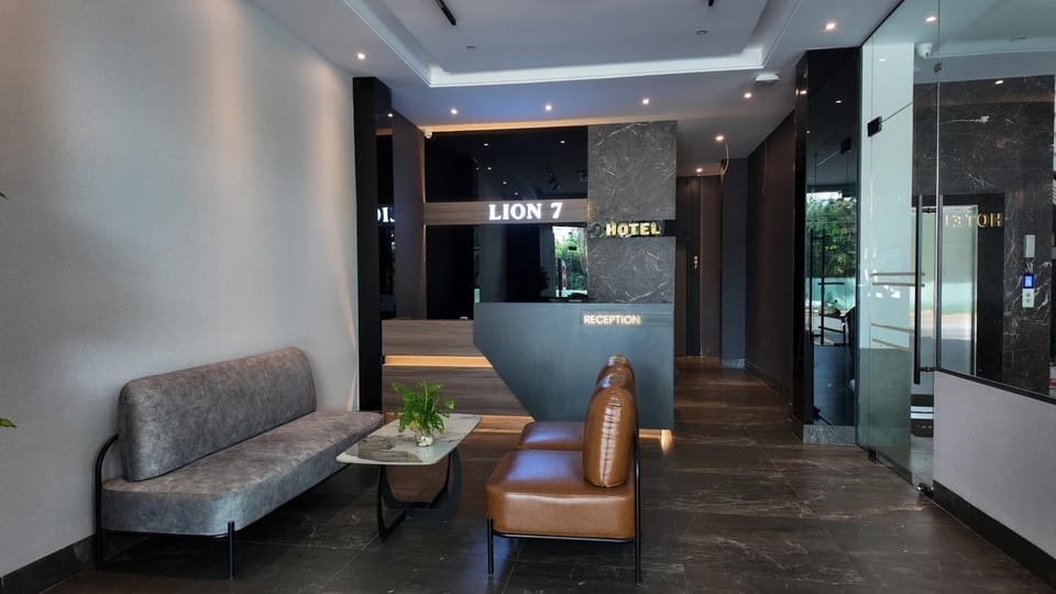 Lobby or reception, Seating area