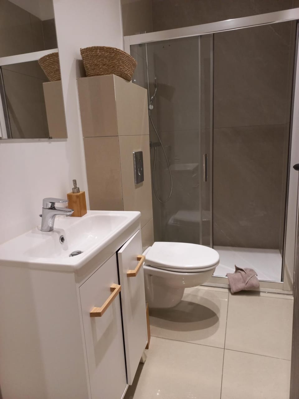 DOGA Bel appartement 1er étage 4 personnes bebe Apartment in Reims