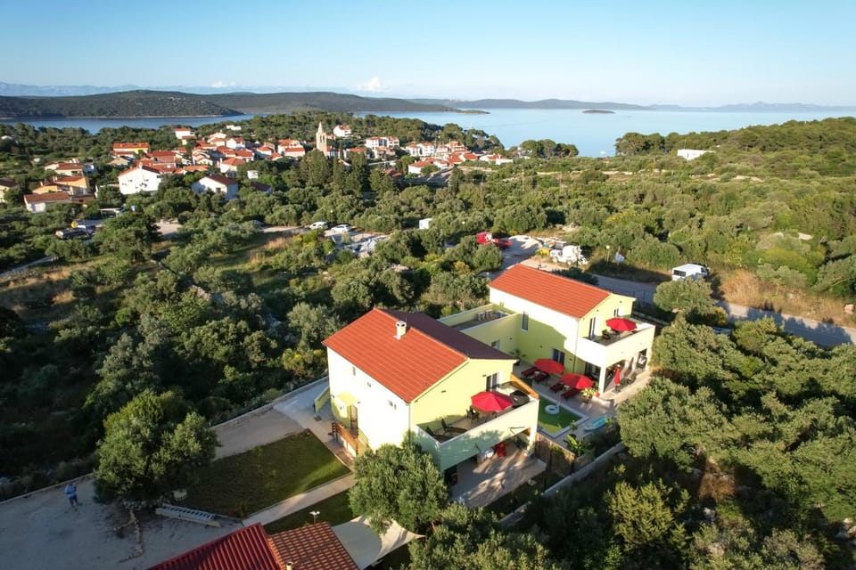 Neighbourhood