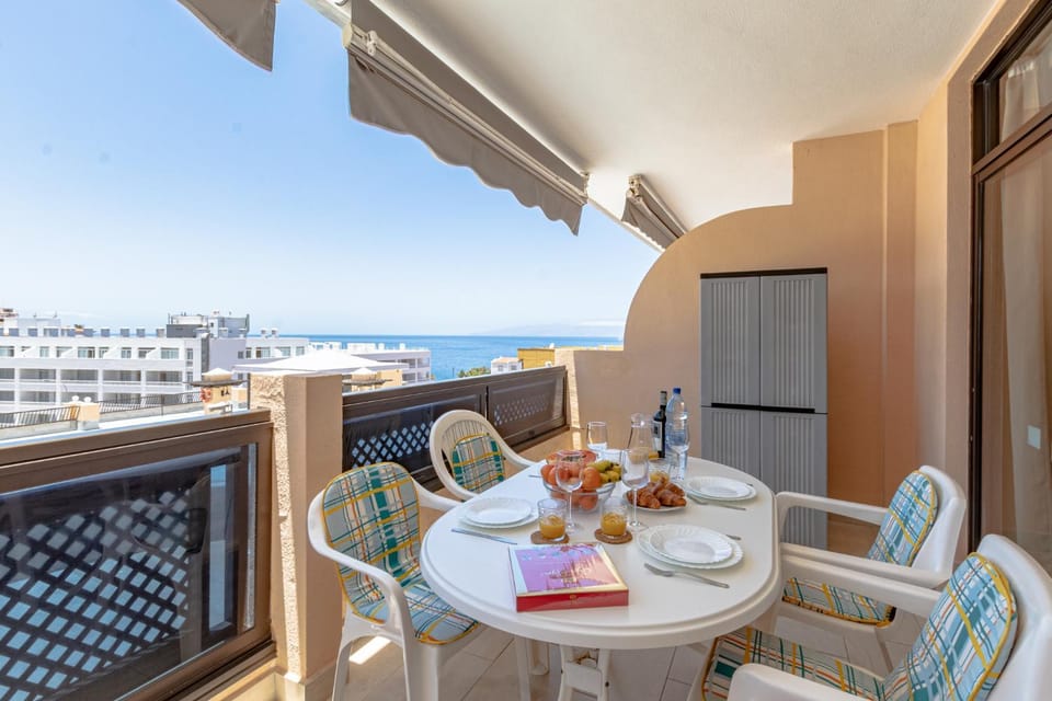 Beautiful Sunset Apt by Dream Homes Tenerife Apartment in Canary Islands