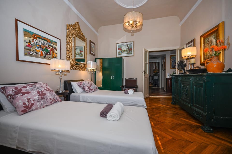 Large Three Bedroom, Center of Old Town Apartment in Dubrovnik