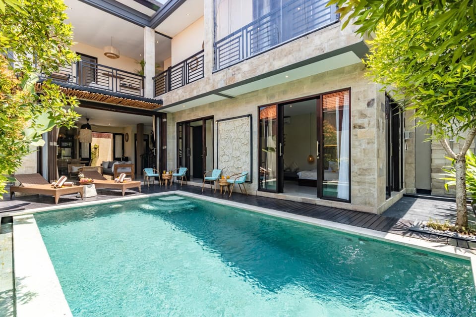 PROMO trendy 4bd Pvt villa in Seminyak Villa in North Kuta