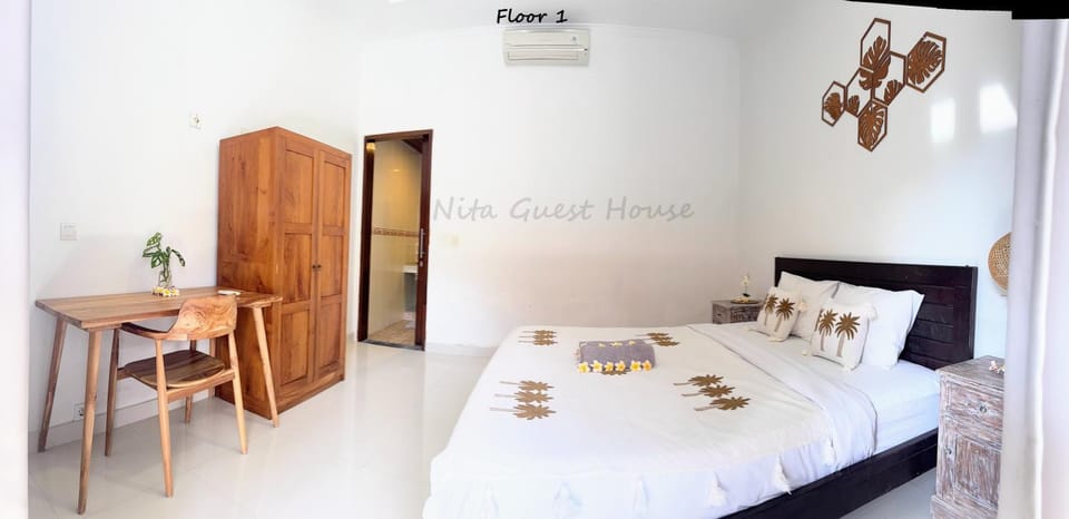 Bed, Photo of the whole room, Bedroom, towels, wardrobe