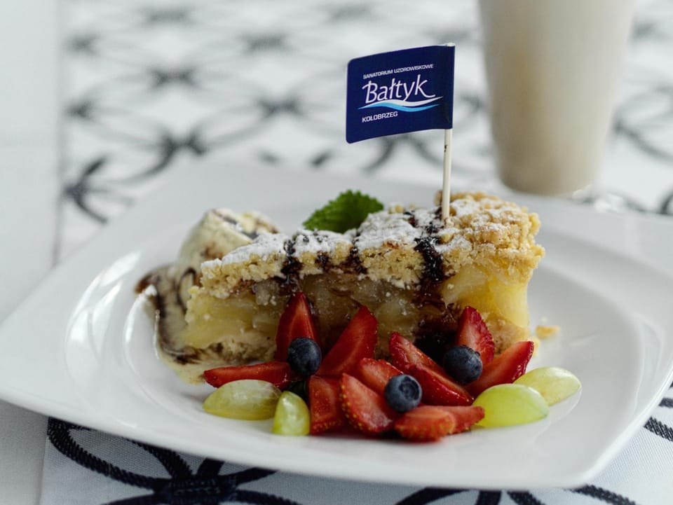 Food and drinks, Food