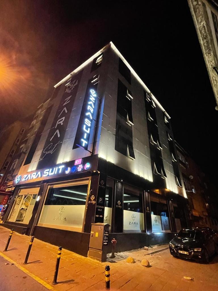 Property building, Facade/entrance