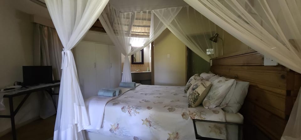 Kiaat Bungalows Farm Stay in South Africa