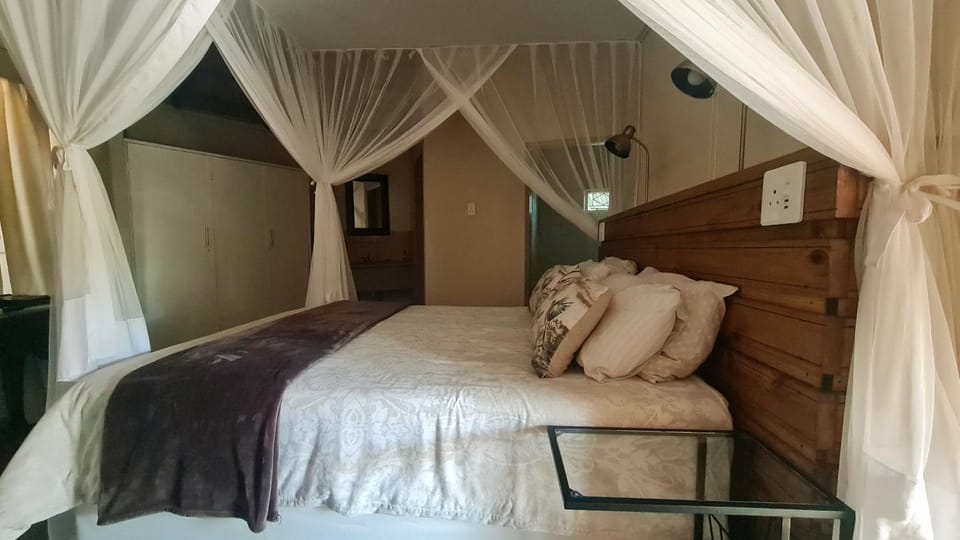 Kiaat Bungalows Farm Stay in South Africa