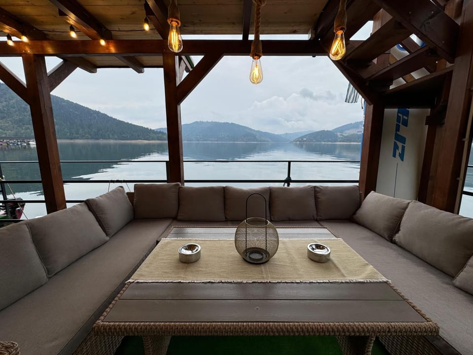 Holiday Bicaz Bungalows On The Lake Apartment in Romania