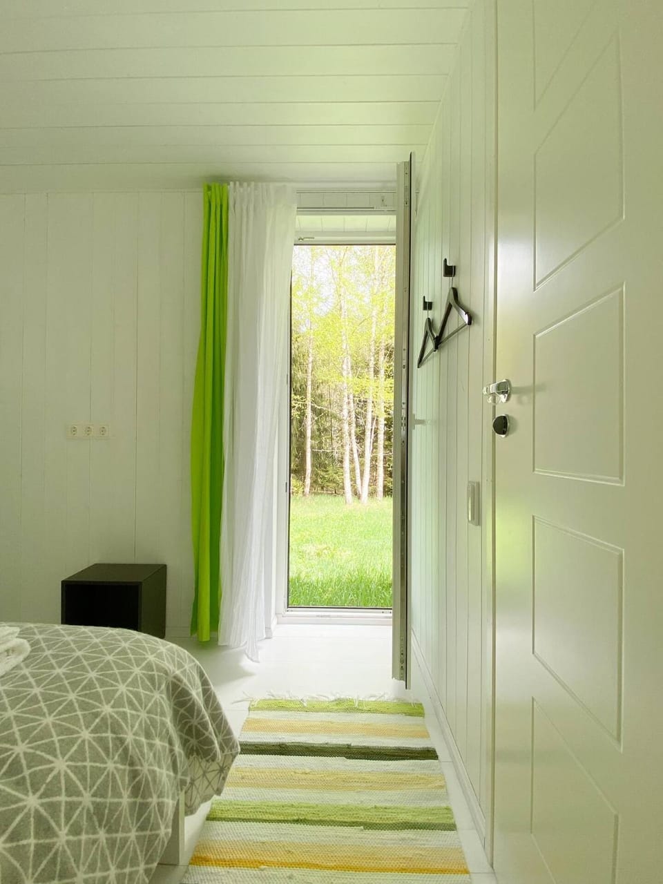 Bedroom, Garden view