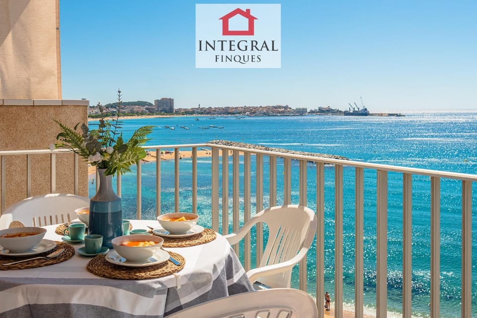 Off site, Balcony/Terrace, Balcony/Terrace