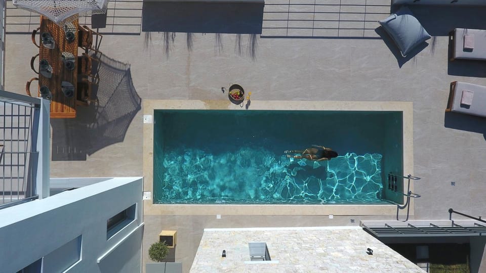 People, Swimming pool
